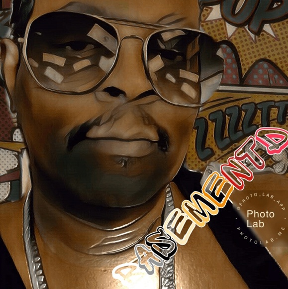 Meet your Posher, Dearrl - Picture 3 of 4